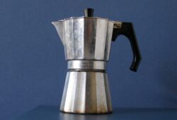 Cafetera italiana o moka, la preferida de los maestros del café